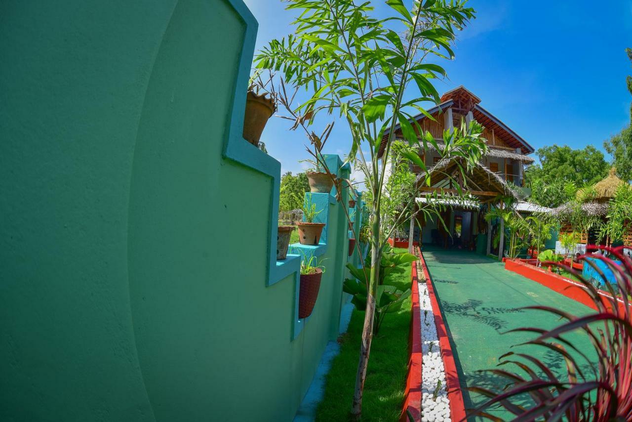 Neem Garden Guest House Batticaloa Exterior photo