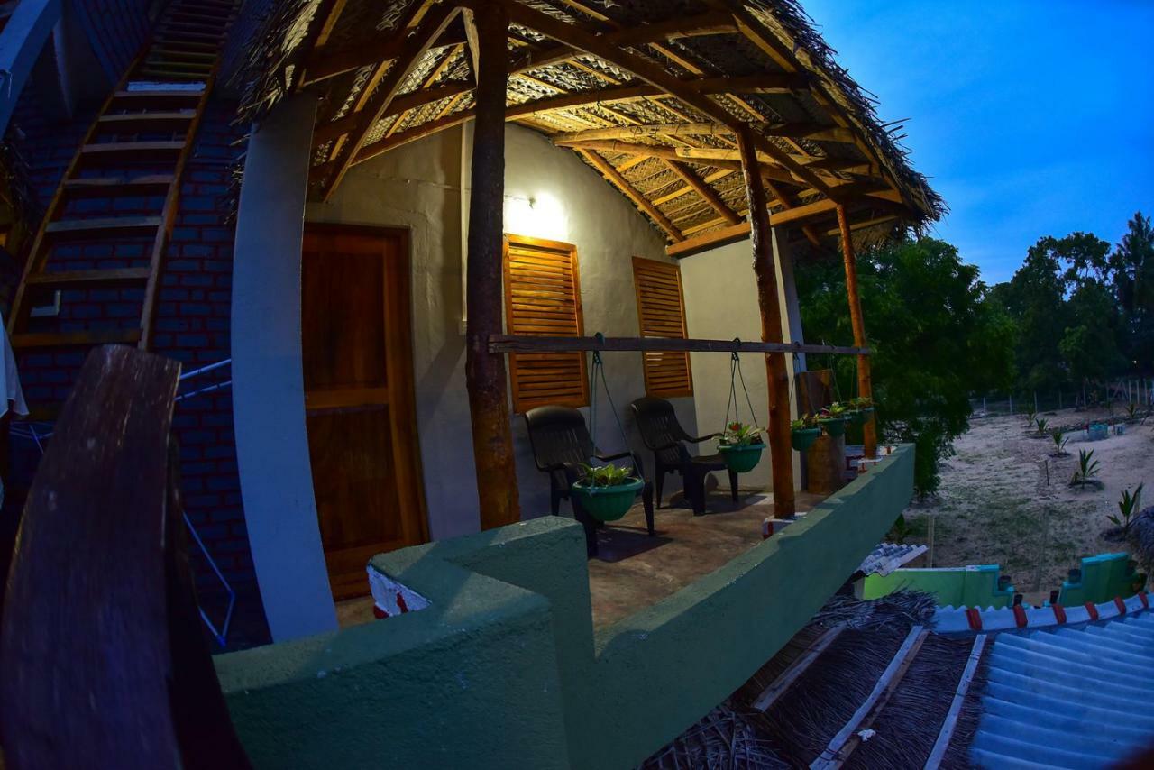Neem Garden Guest House Batticaloa Exterior photo